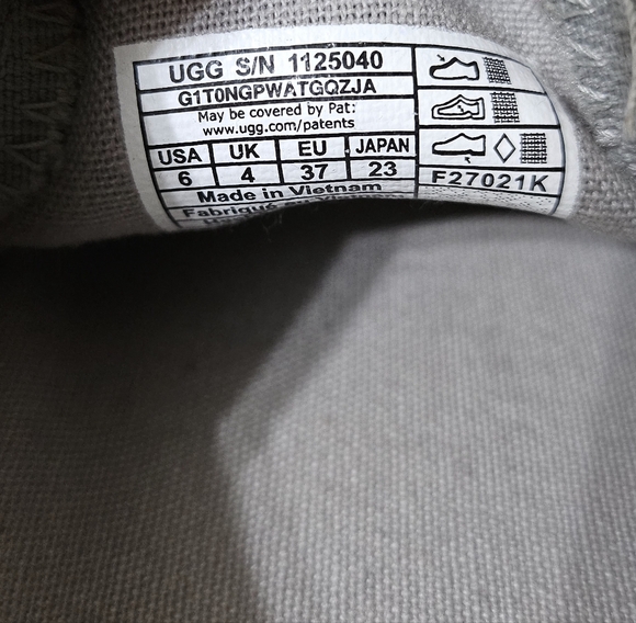 🩶 UGG Luciah 🩶 - Picture 11 of 15